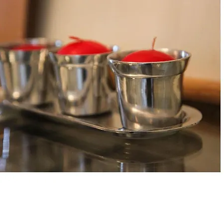 アパート Alloga ベオグラード